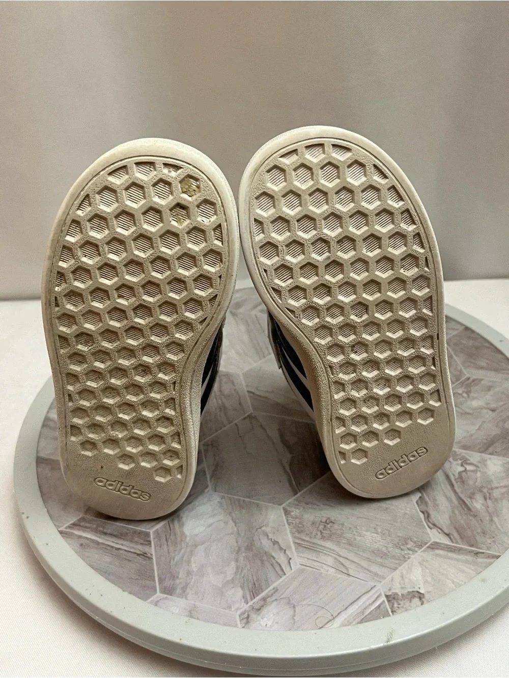 Adidas Kids White Black Sneakers Size 10K Toddler Shoes